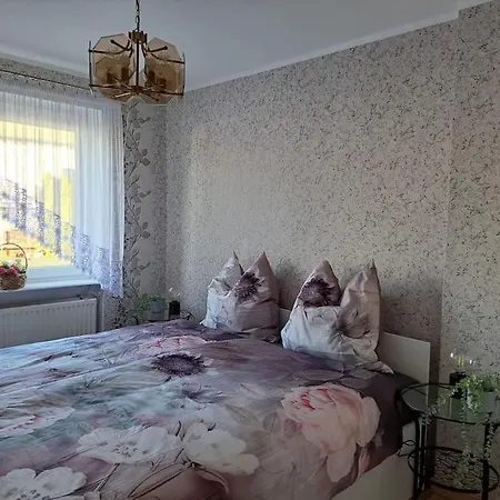 別荘 Haus In Der Ruhigen Siedlung *