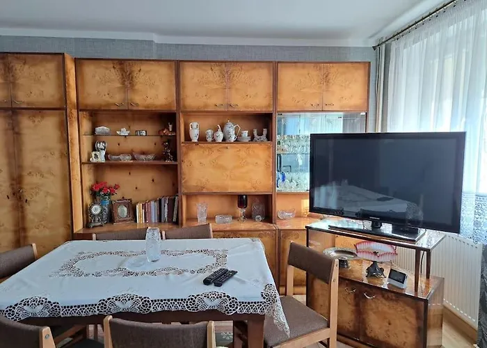 Haus In Der Ruhigen Siedlung Hébergement de vacances *